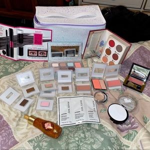 Brand new 20 Piece Makeup Lot